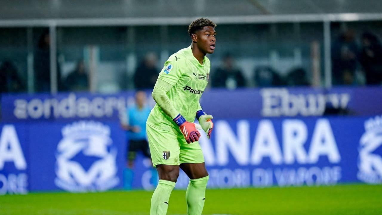 体育入口-23岁日本国门获英超豪门青睐？媒体称“已展开行动”